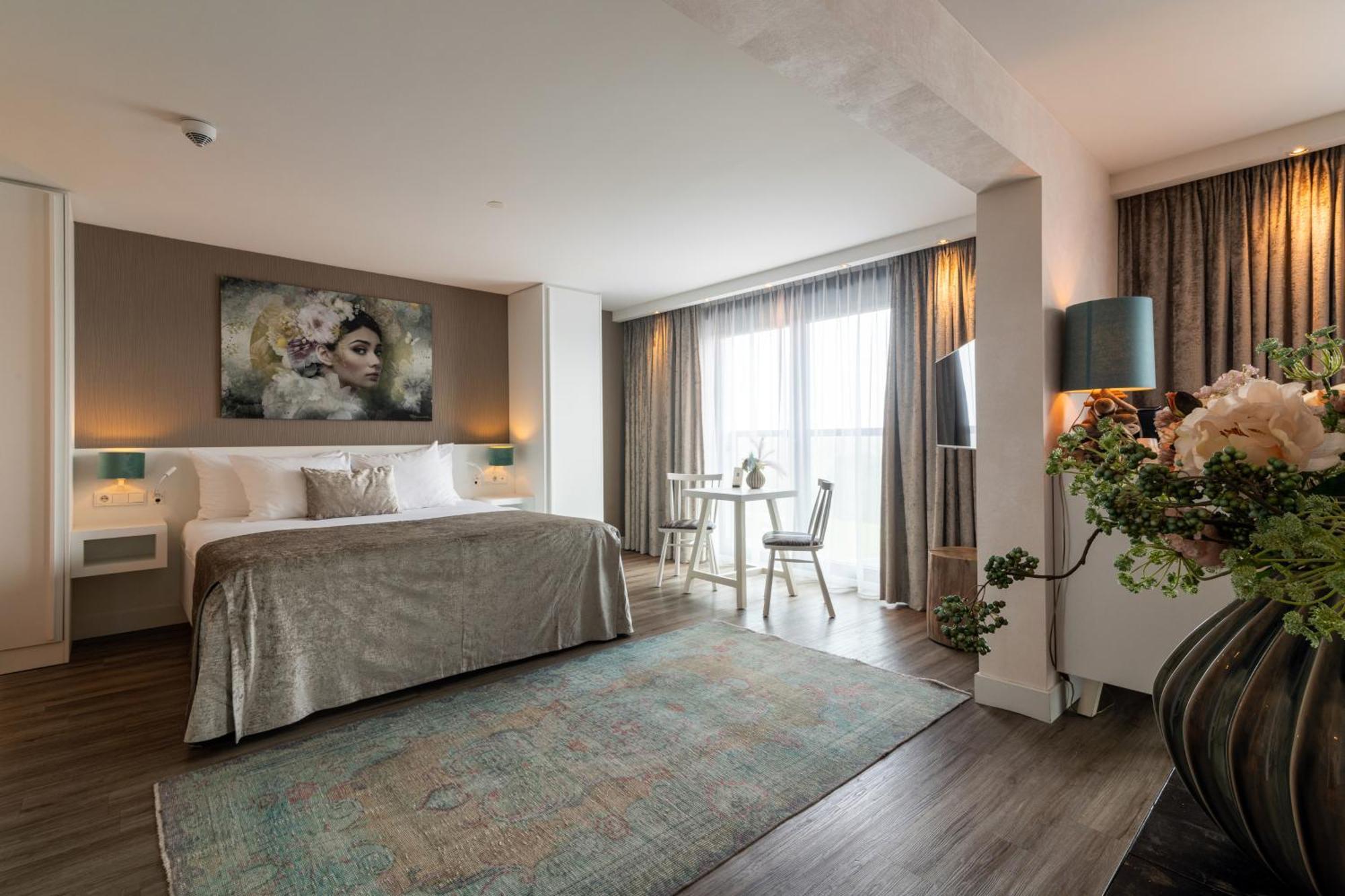 แวน เดอร์ วาลค์ โฮเทล เวนโล Hotel ภายนอก รูปภาพ